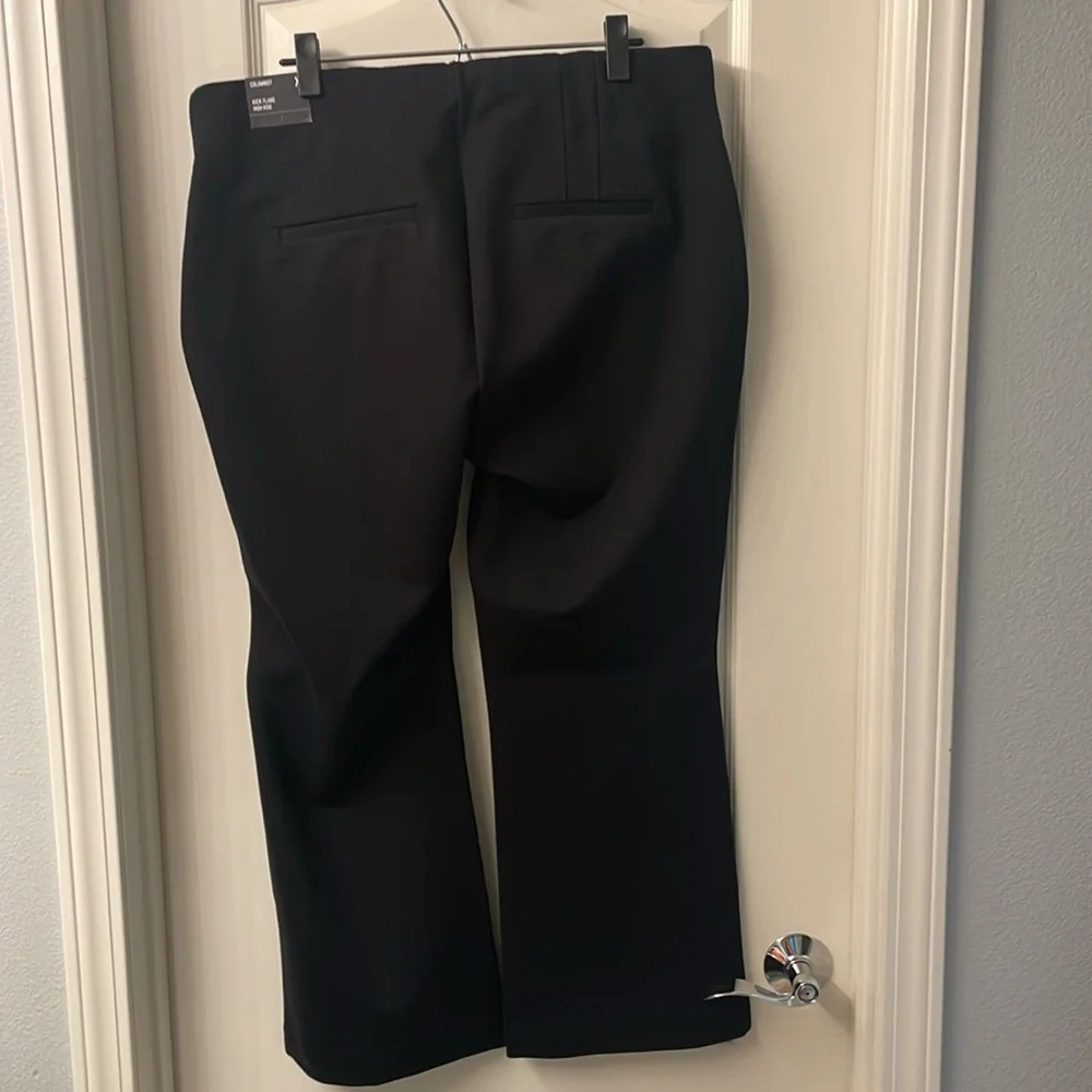 Express Columnist High-Waisted Front Seam Cropped Flare Pant - Picture 7 of 10